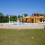 Meadow Luxury Melissano
