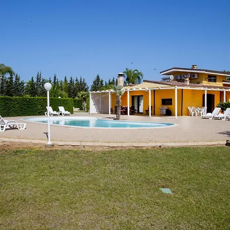 Villa Meadow Luxury *